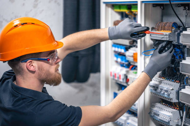 Best Local Electrician Companies  in Edgewater, MD